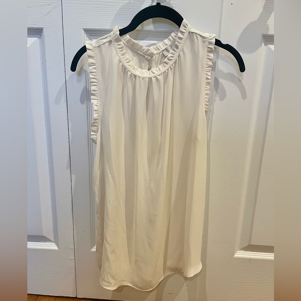 LOFT Cream Sleeveless Tank Top in Ivory